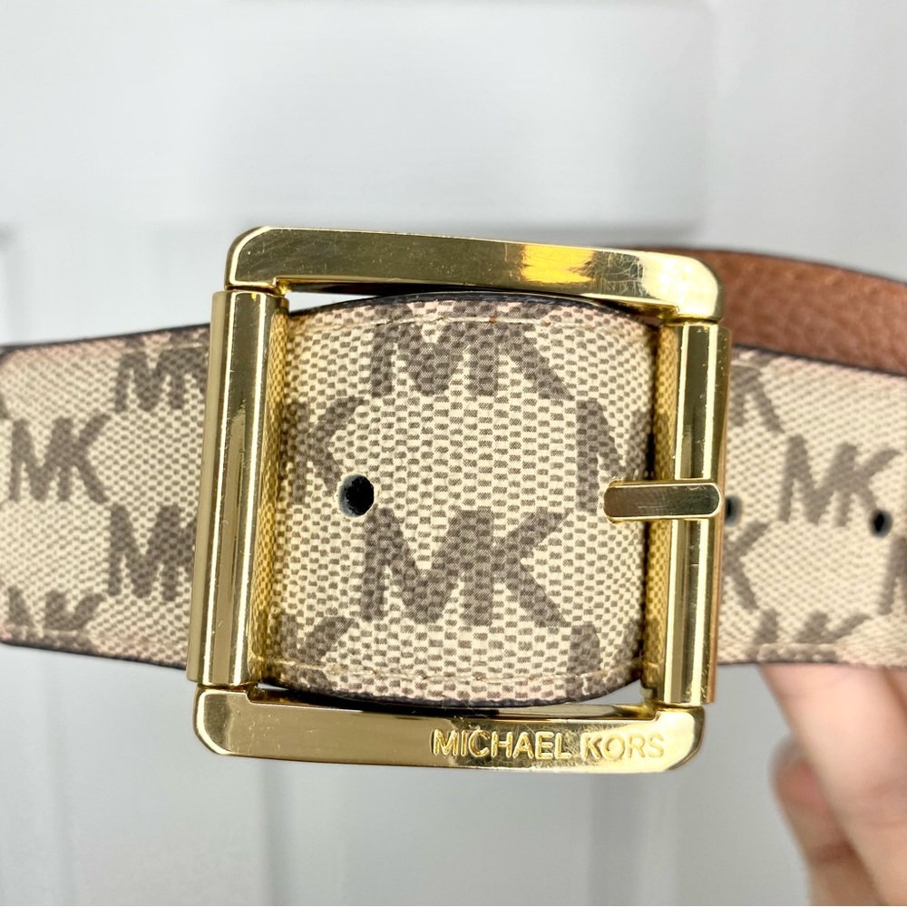 Michael Kors Reversible Logo MK Tan Brown Leather Belt Gold Size Small NWOT - Picture 10 of 15